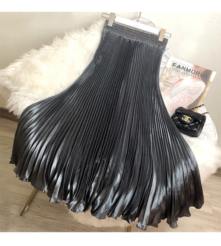 Pleats Metallic MaxiSkirt