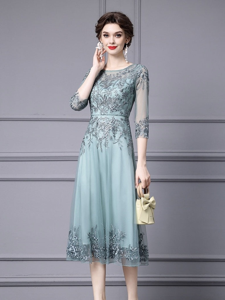 Lace Dress W/ Embroidery