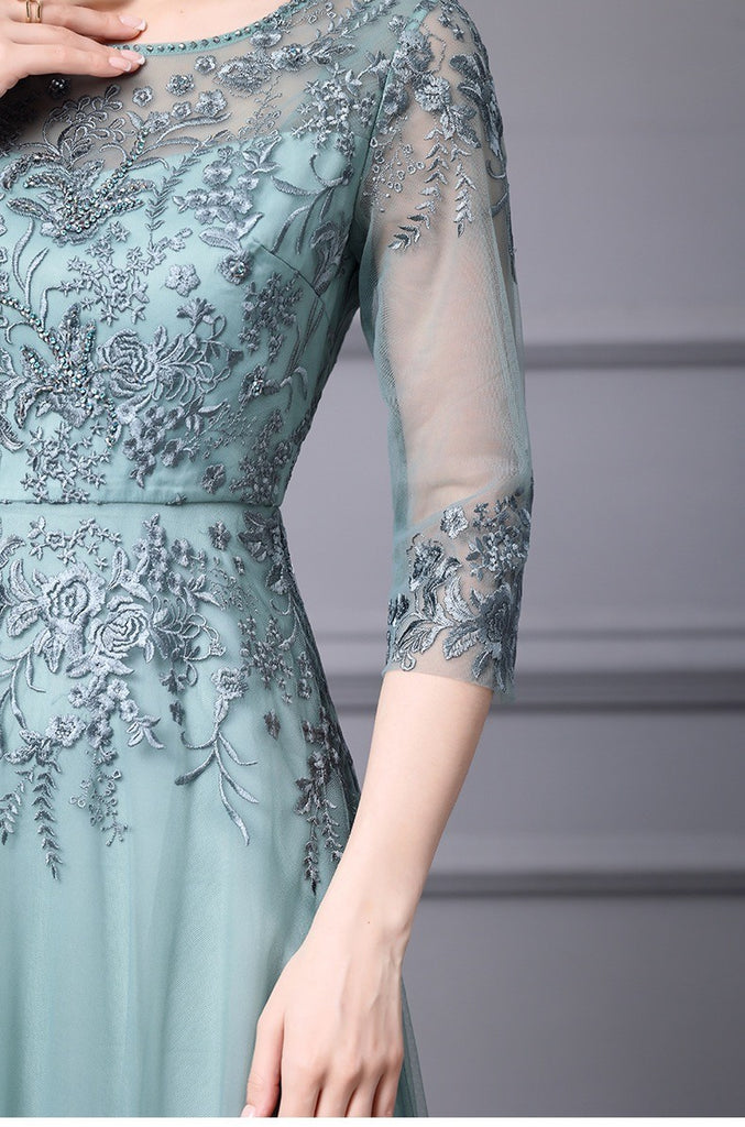 Lace Dress W/ Embroidery