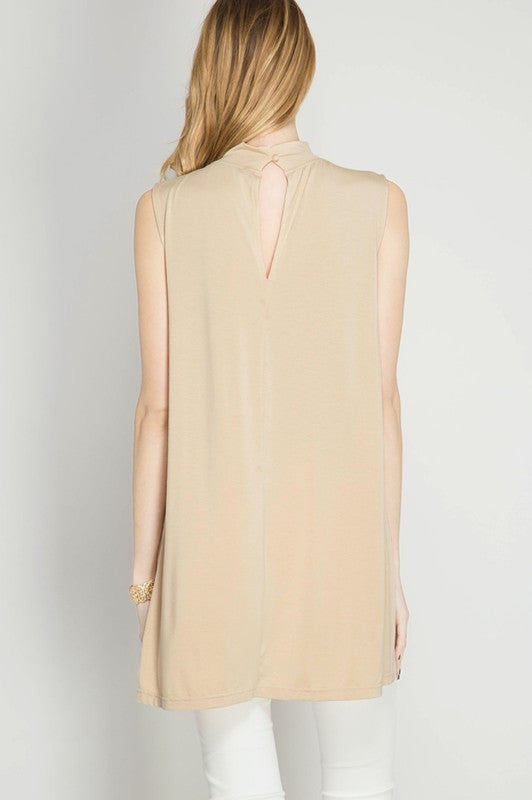 Hi Low Top W/ Choker