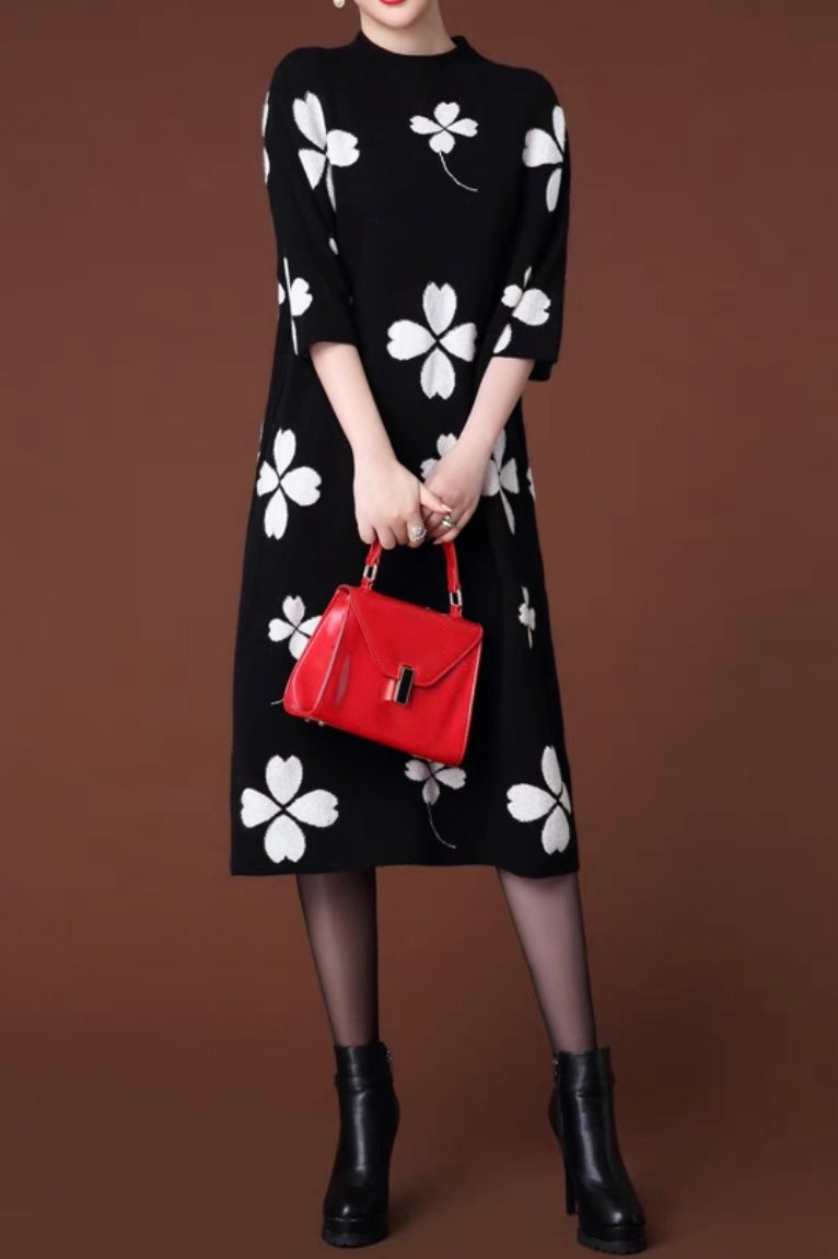 Oversized Sweater Dress With Flower Print Oversized Sweater Dress With Flower Print