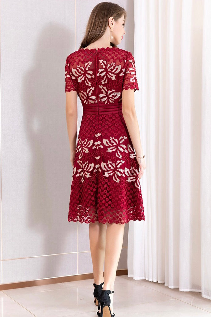 Color Contrast Floral Lace Dress