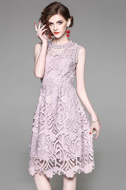 Elegant Lace Midi Dress