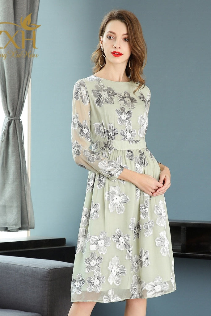 Floral Fitted Waist Midi Dress