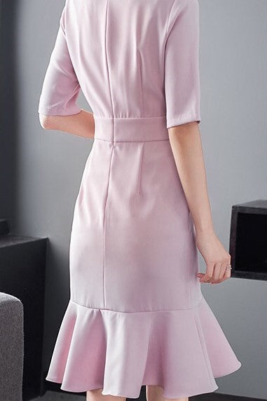 Keyhole Dress W/ Brooch