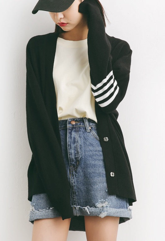 Oversized Cardigan W/ Stripe