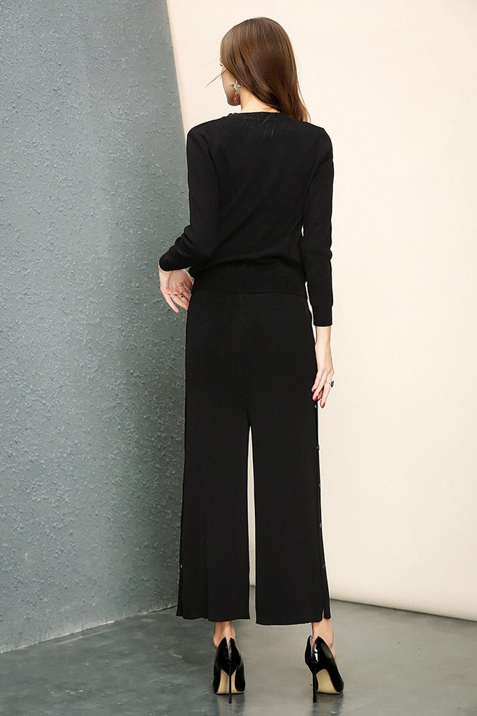 Lips Sweater W/ Beaded Flower Detail