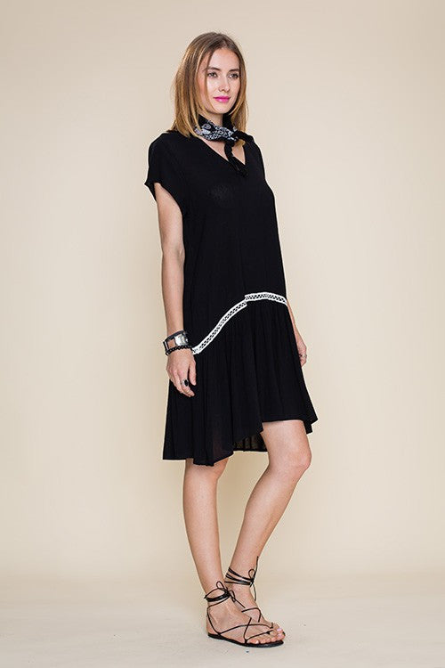 Line Ruffle Bottom Hem Dress S / Navy Line Ruffle Bottom Hem Dress S / Navy